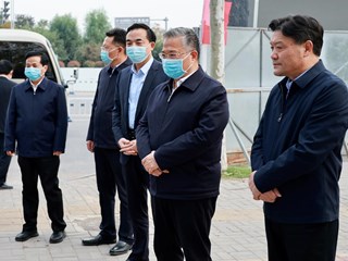 市委书记李国胜、市长摆向阳带领市直有关部门负责同志，调研我市部分重点交通建设项目