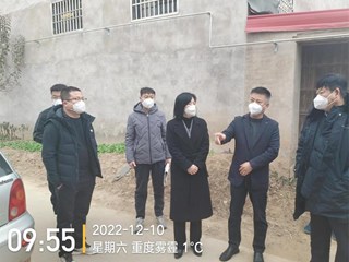 省住建厅张键总规划师到我市暗访检查农村住房安全隐患工作